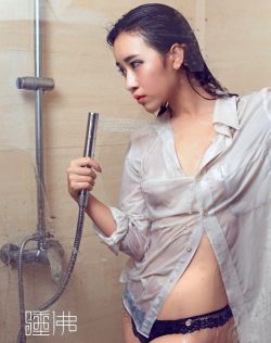 亚美依丝袜美腿在线看